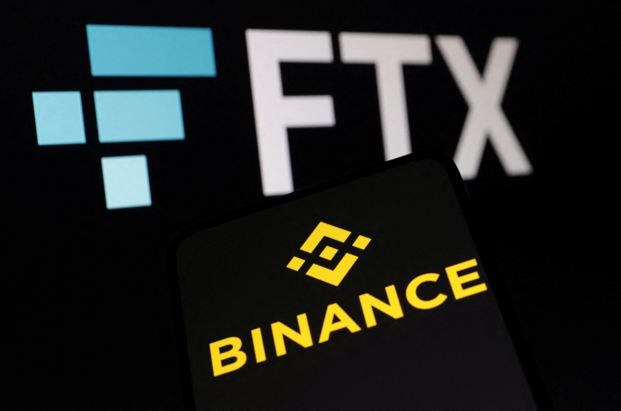 Crypto exchange Binance abandons rescue of FTX one day after announcing takeover bid